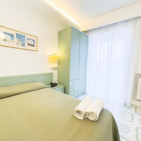 Hotel Parco Cartaromana Ischia Kültér fotó