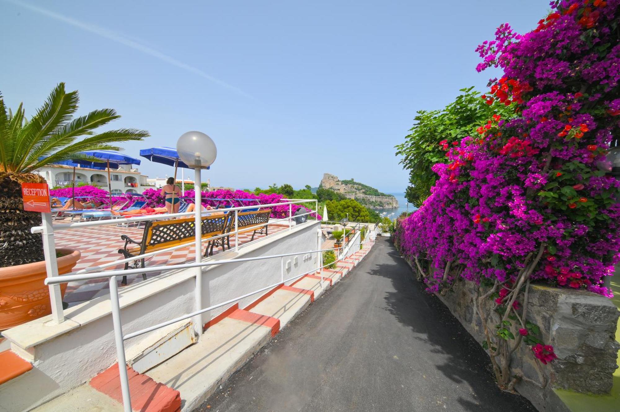 Hotel Parco Cartaromana Ischia Kültér fotó